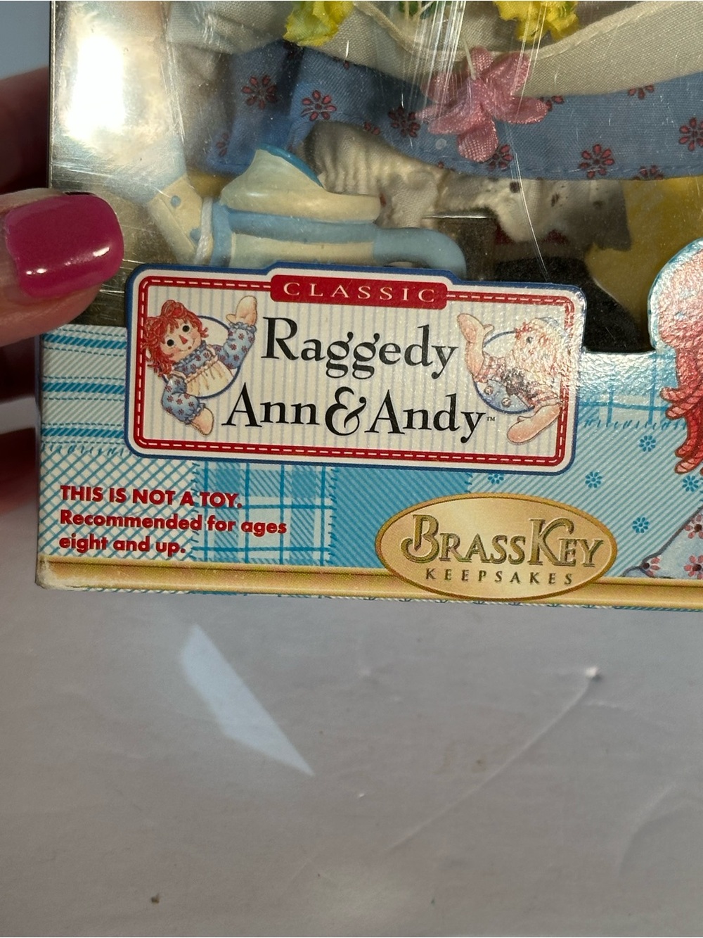 Life Is Full Of Blossoms Porcelain Doll Brass Key Keepsakes Raggedy Ann & Andy - Picture 12 of 12
